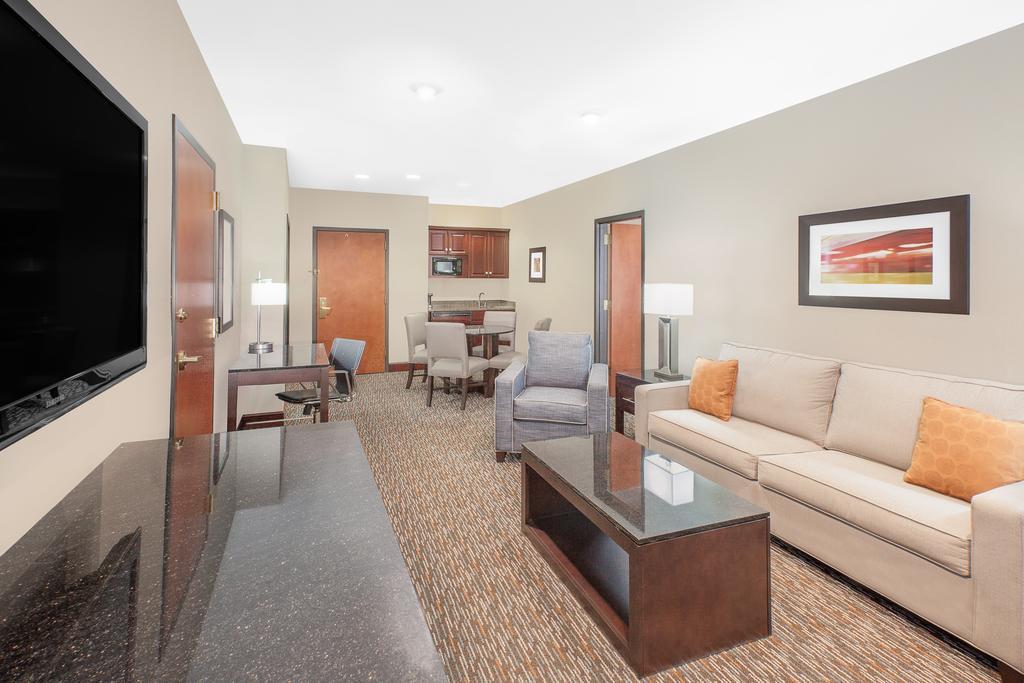 Wingate By Wyndham Sylvania-Toledo Екстериор снимка