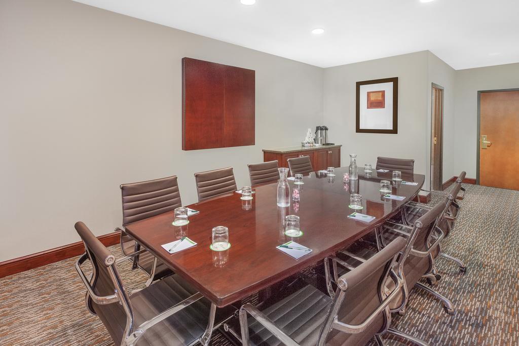 Wingate By Wyndham Sylvania-Toledo Екстериор снимка