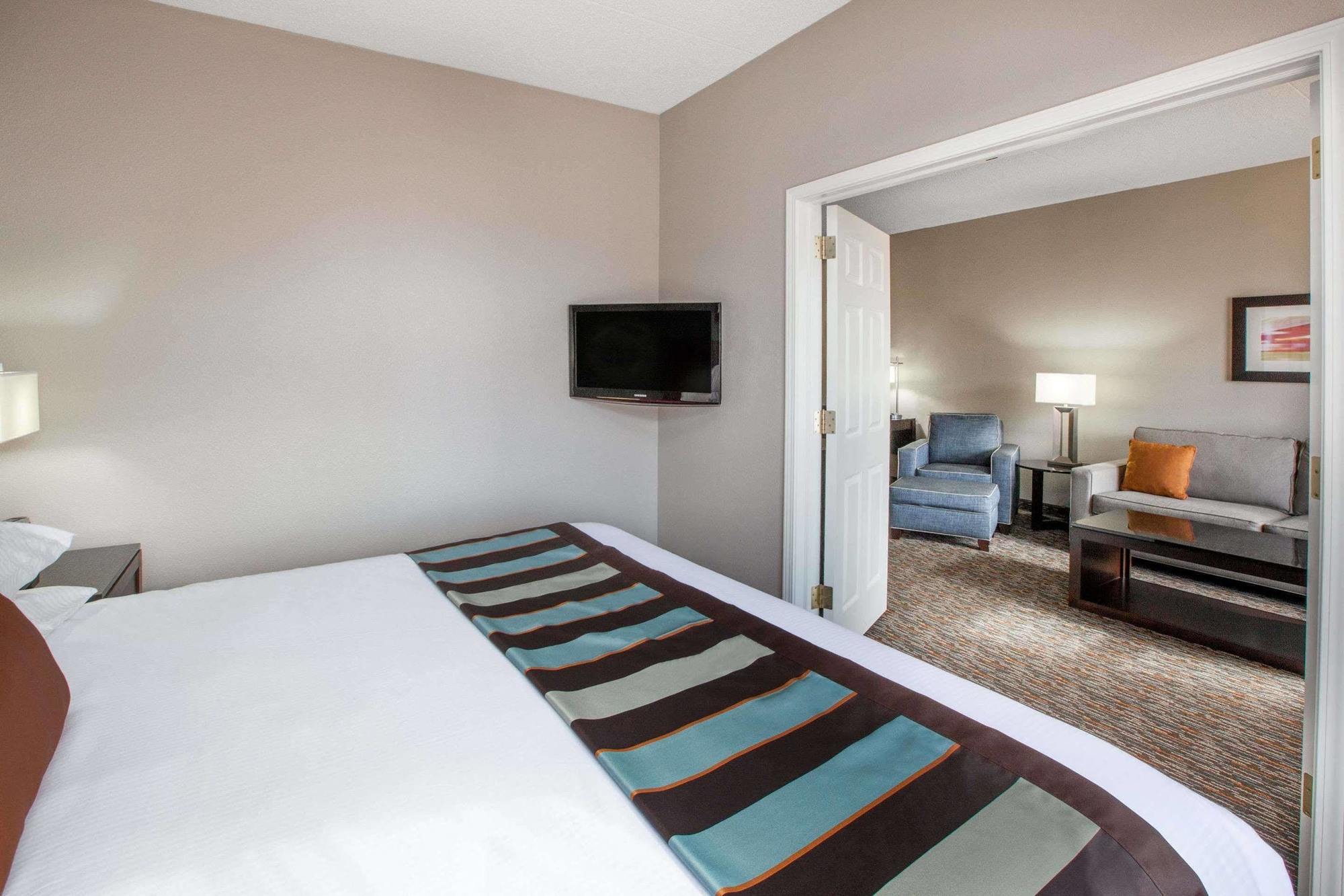 Wingate By Wyndham Sylvania-Toledo Екстериор снимка
